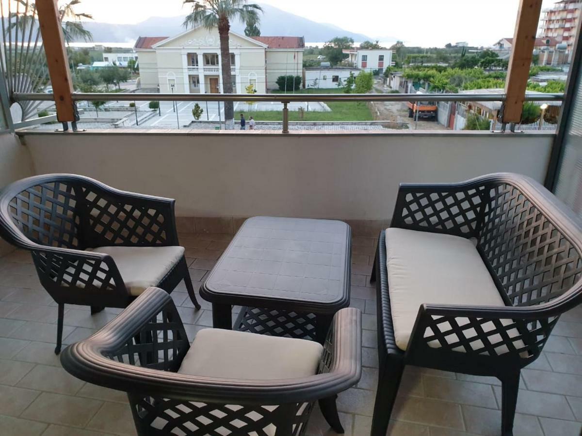 Ann'Apartment Orikum Bagian luar foto