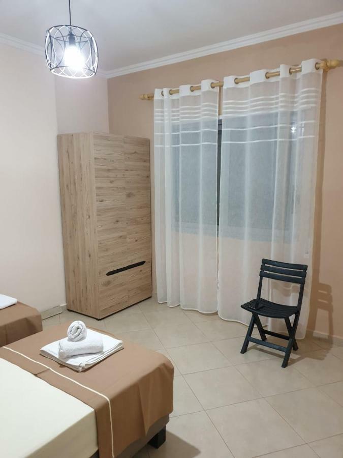 Ann'Apartment Orikum Bagian luar foto