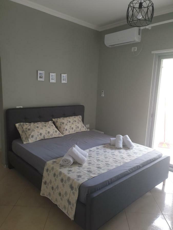 Ann'Apartment Orikum Bagian luar foto